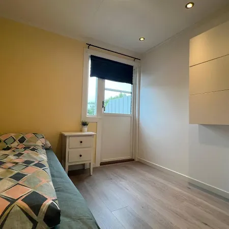 Cozy Urban Single Room Ålesund Exterior photo
